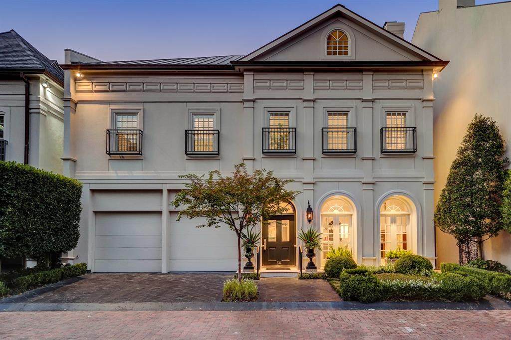 14 Eaton Square - Photo 1
