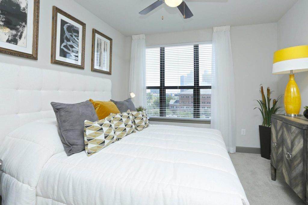 3101 Smith Street - Photo 1