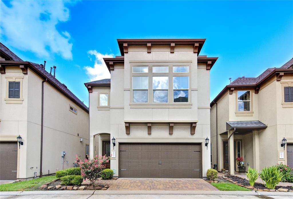 2811 Shadow Woods Court - Photo 1