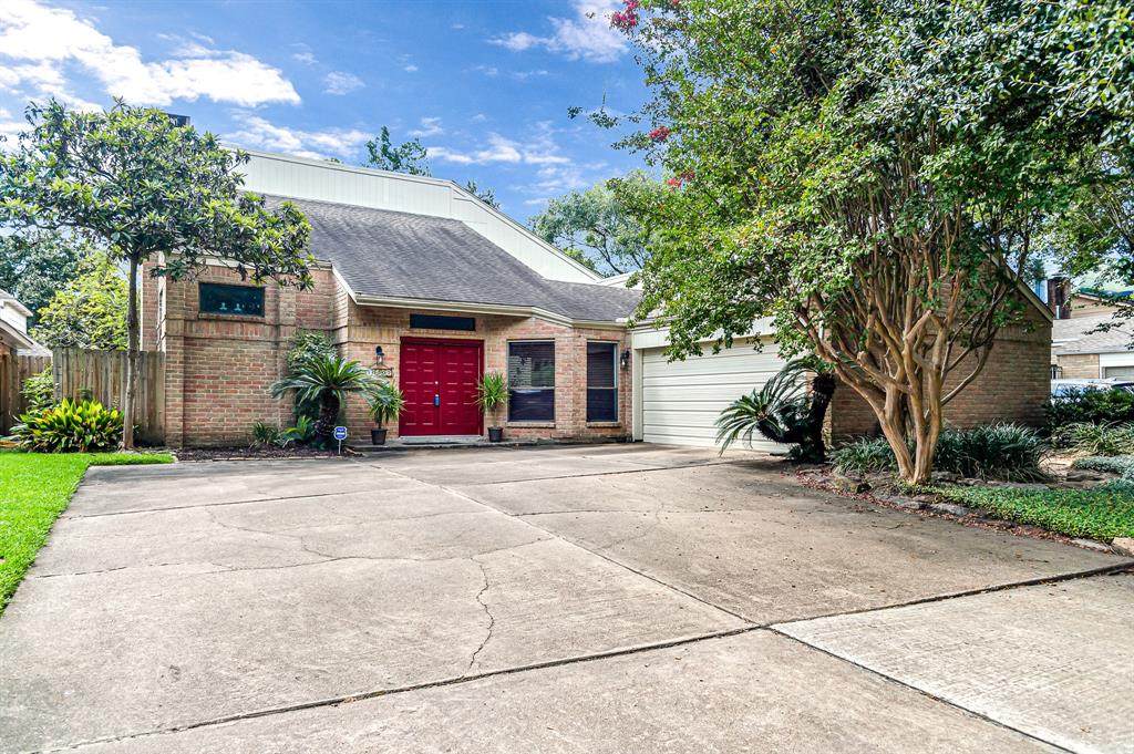 10307 Meadow Lake Lane - Photo 1