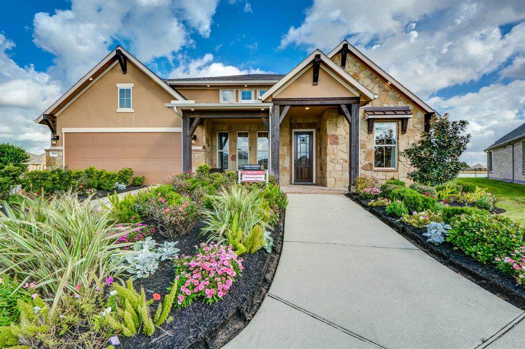 19007 Lake Ridge Court - Photo 1