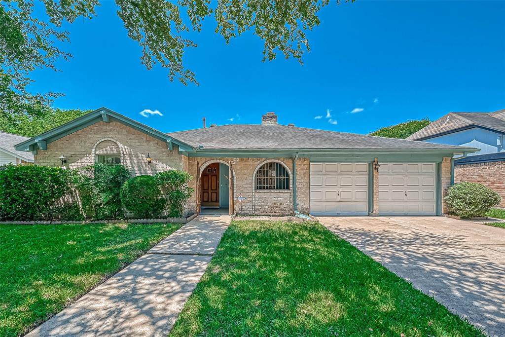 5815 Caruso Forest Drive - Photo 1