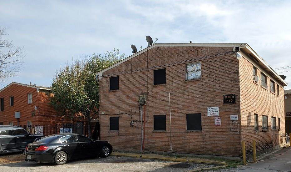 7410 Lindencrest Street - Photo 1