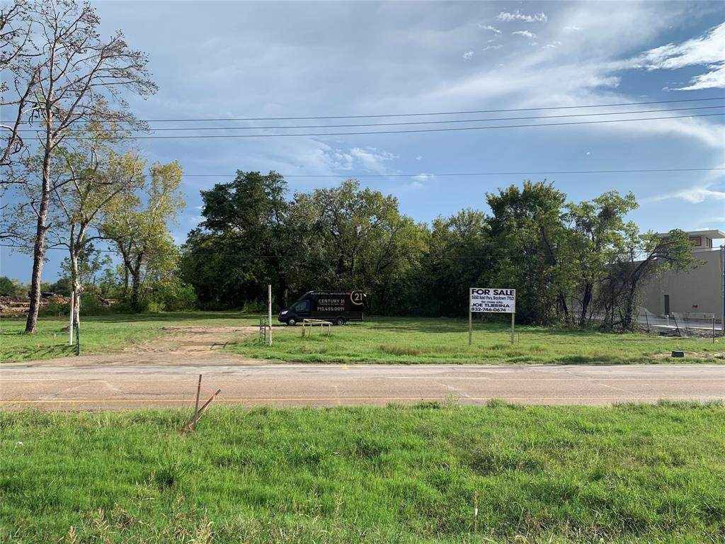 5550 East Fwy - Photo 1