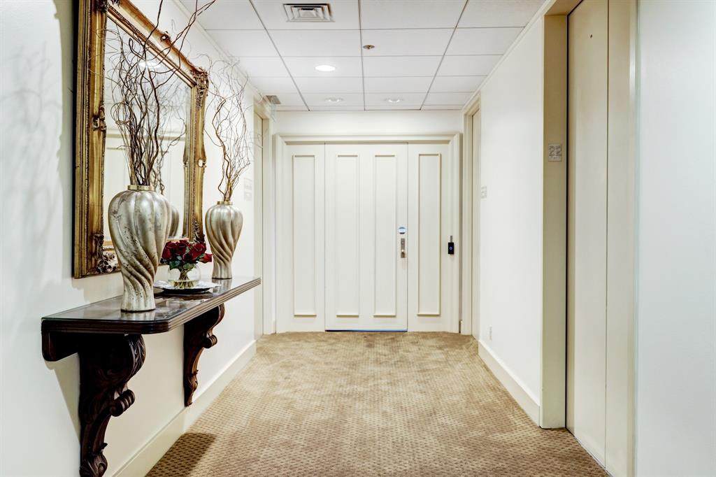 121 Post Oak Lane - Photo 1