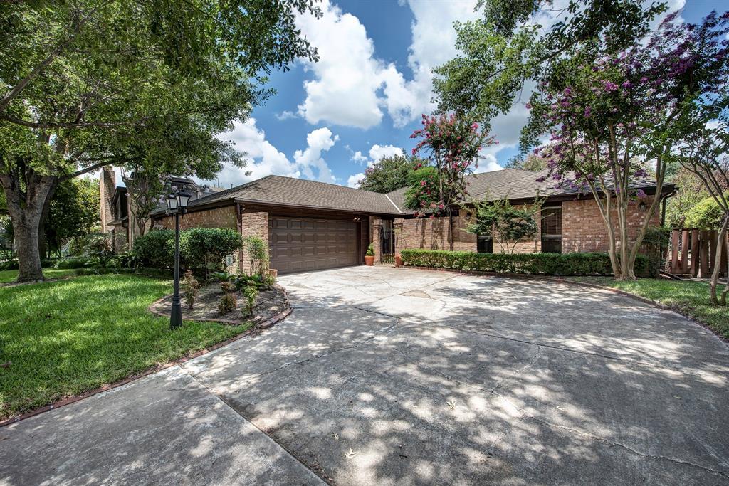 10347 Chevy Chase Drive - Photo 1