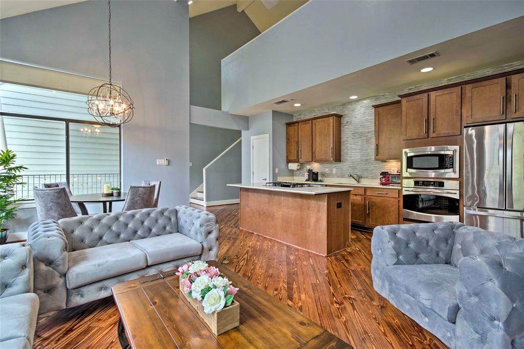 2308 Webster Street - Photo 1