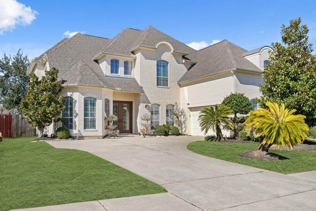 10015 Loch Courtney Lane - Photo 1