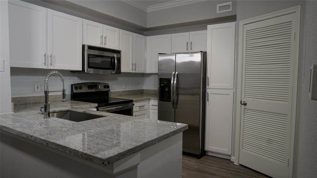 3805 W Alabama - Photo 1