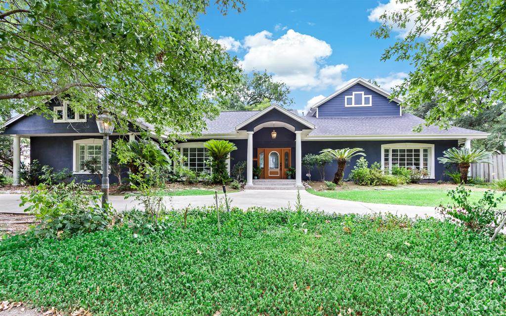 118 Caldwood Drive - Photo 1