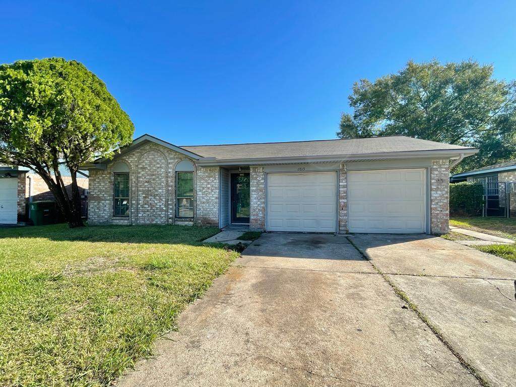 11815 Murr Way - Photo 1