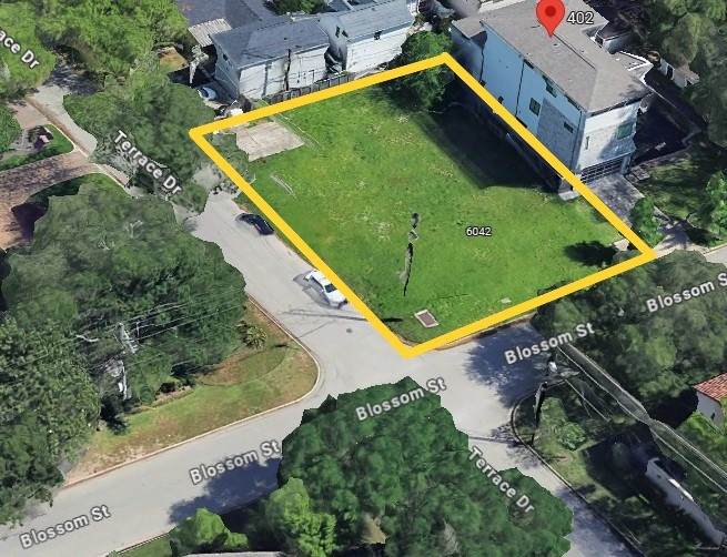 402 Terrace Drive - Photo 1