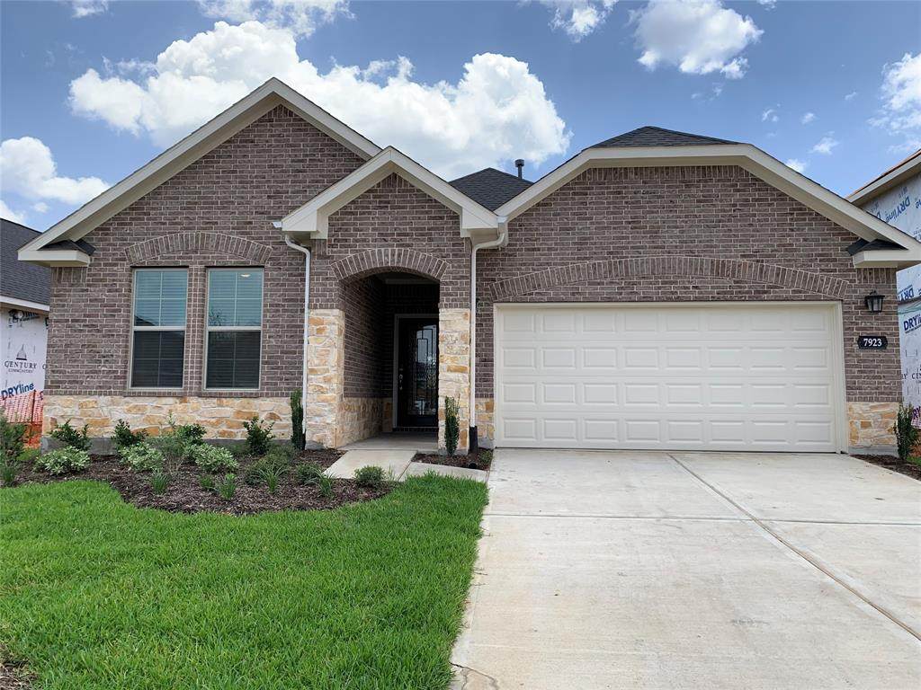 7923 Chukka Drive - Photo 1