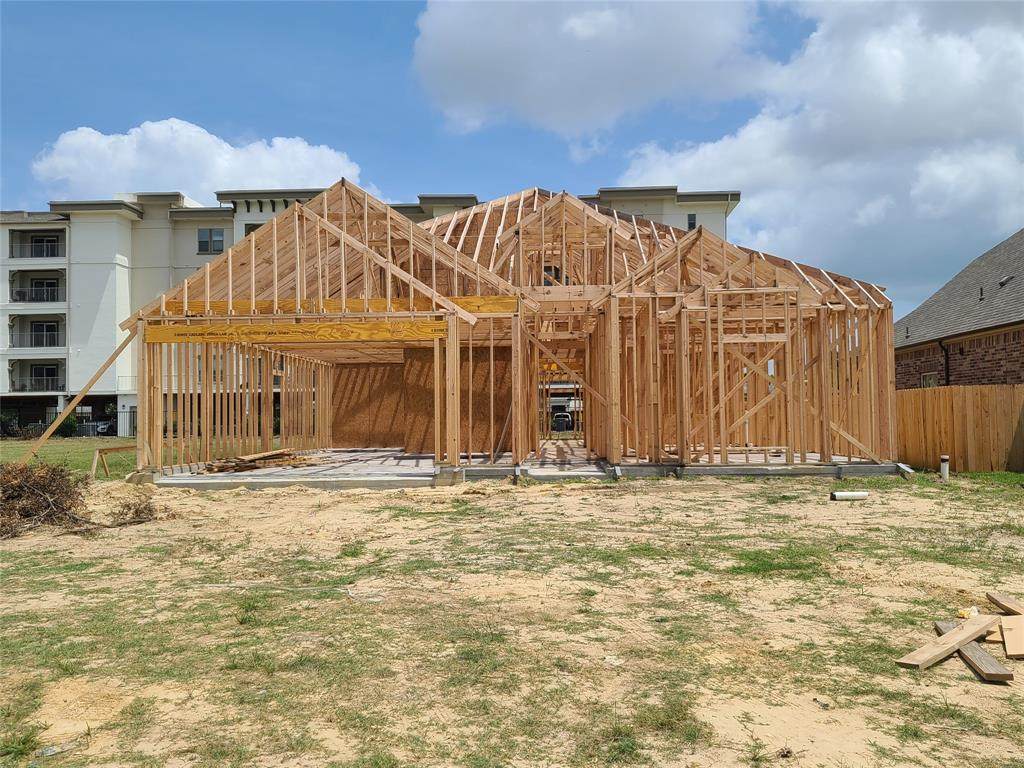 1532 Lake Mija Circle - Photo 1