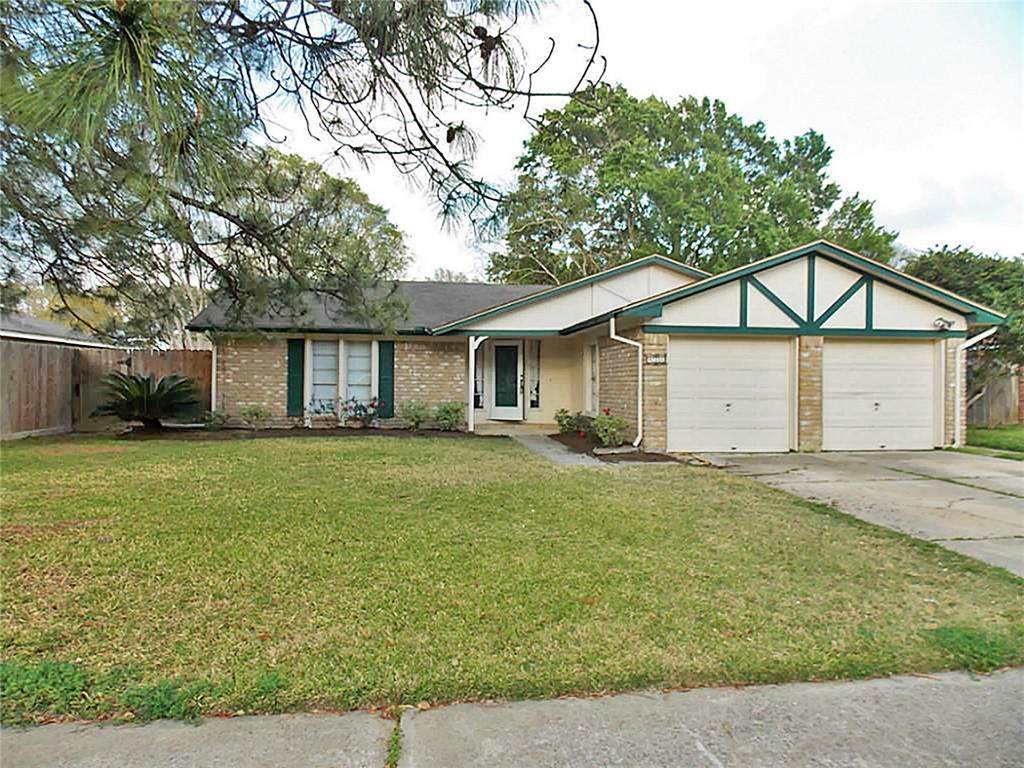423 Pickford Drive - Photo 1