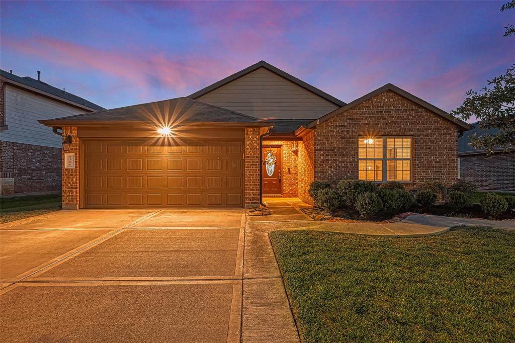 9506 Matilda Creek Court - Photo 1