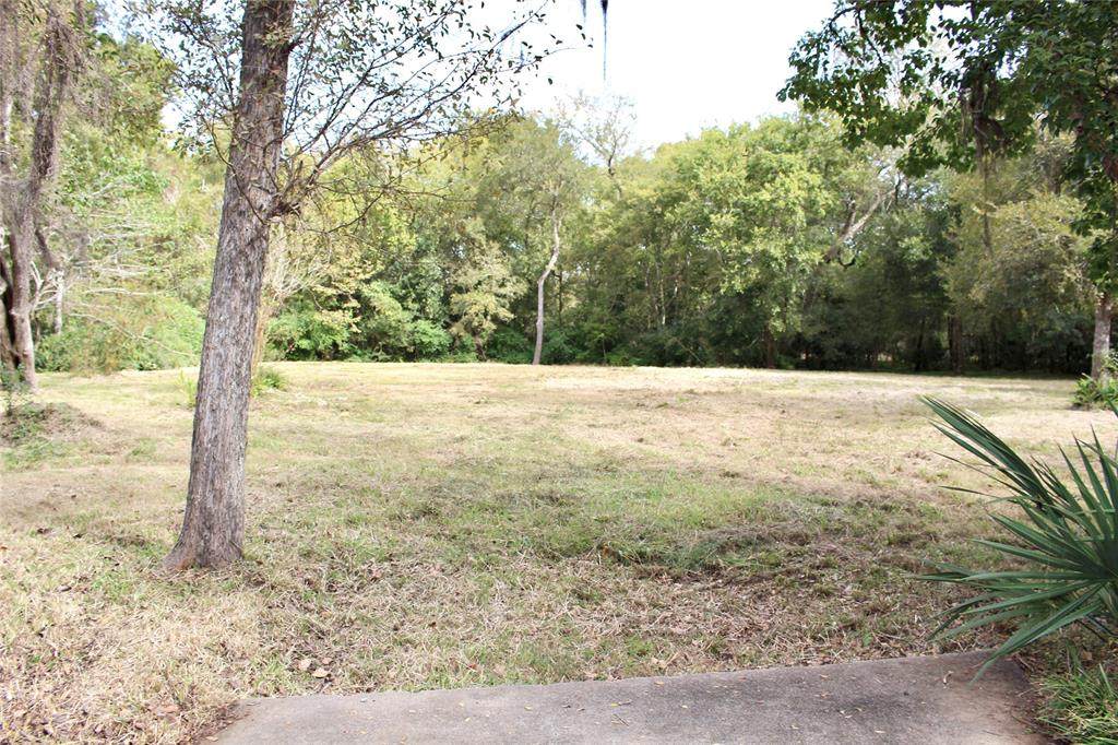 609 Oak Dr - Photo 1 609 Oak Dr - Photo 1
