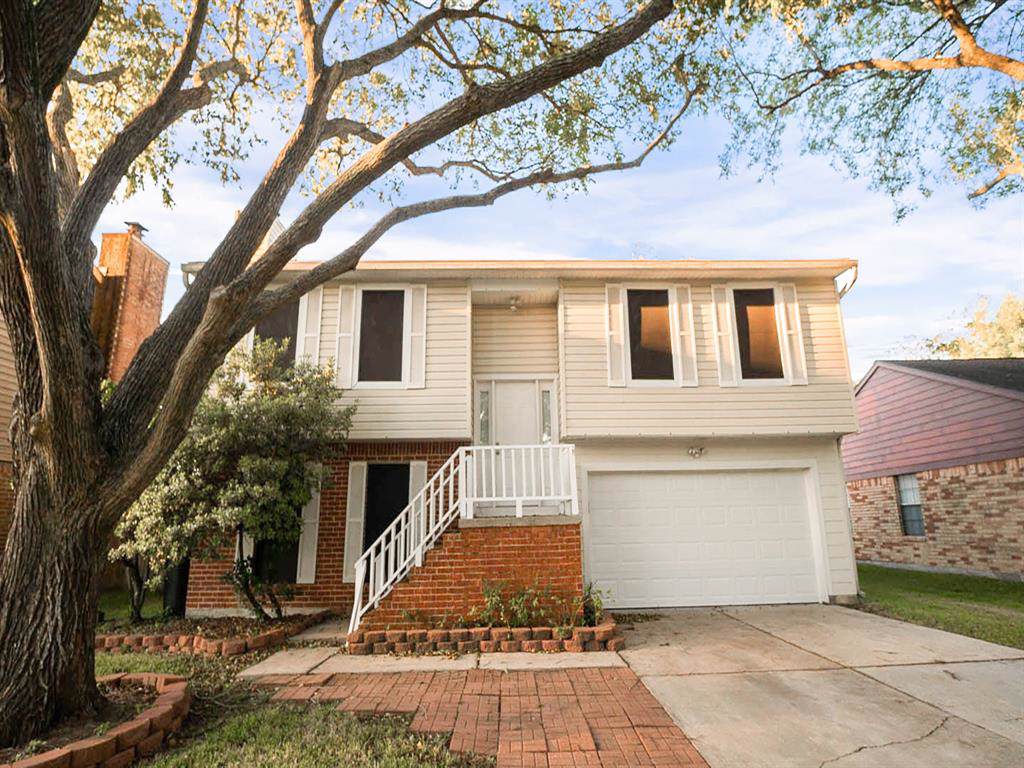 2714 Merrimac Drive - Photo 1