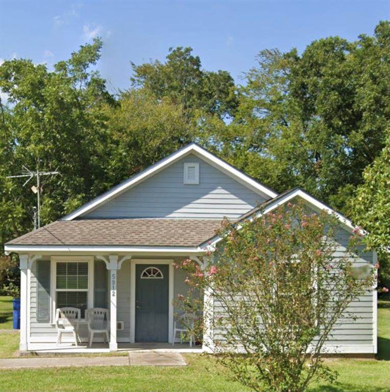 5912 Mentor Drive - Photo 1