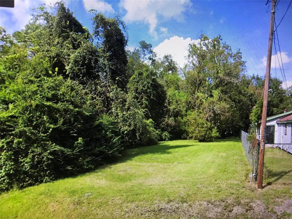 7437 Fawnridge Drive - Photo 1