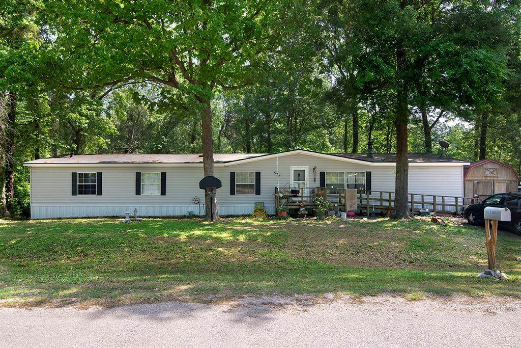 677 County Road 4281 - Photo 1
