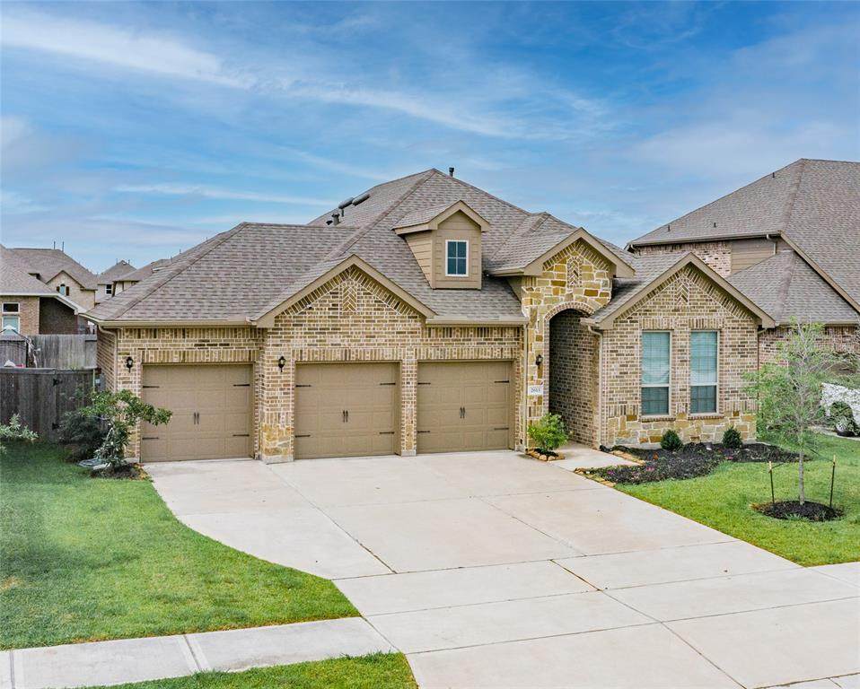 2613 Matterhorn Mist Drive - Photo 1