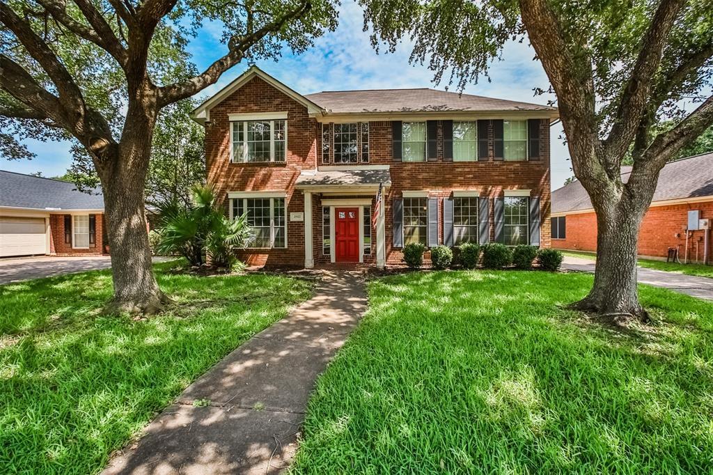 2922 Meadow Brook Drive - Photo 1