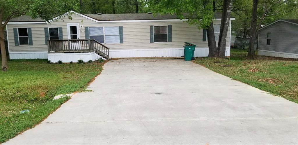 9610 Oak Hill Drive - Photo 1