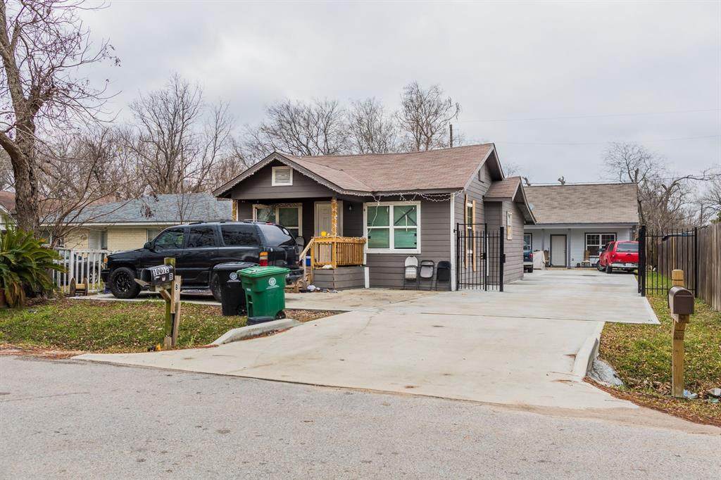 10012 Tangiers Road - Photo 1