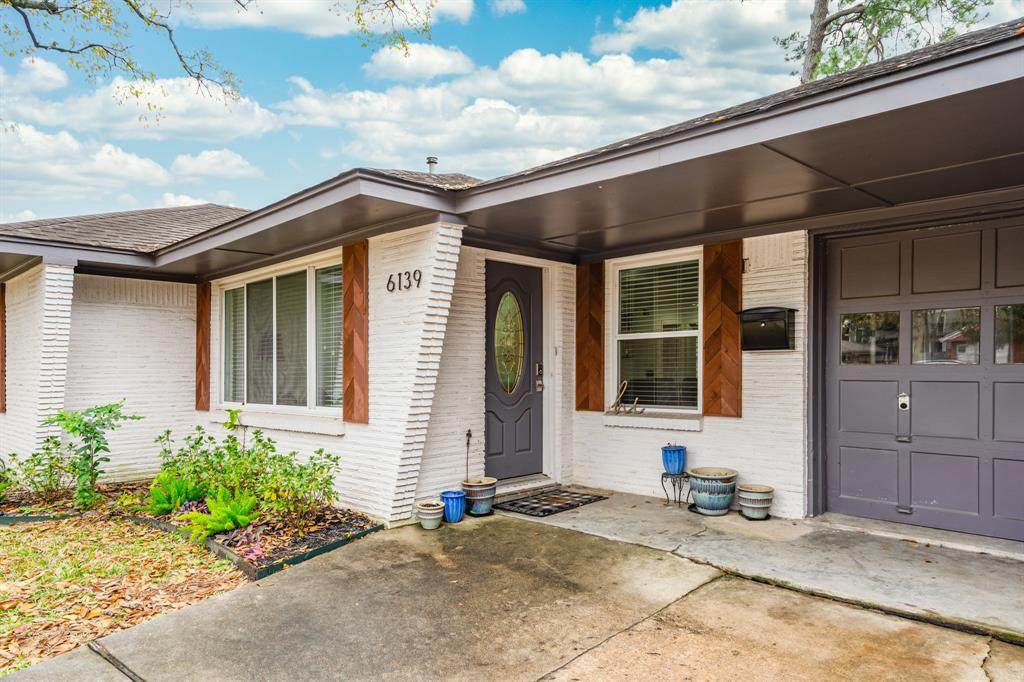 6139 Hurst Street - Photo 1