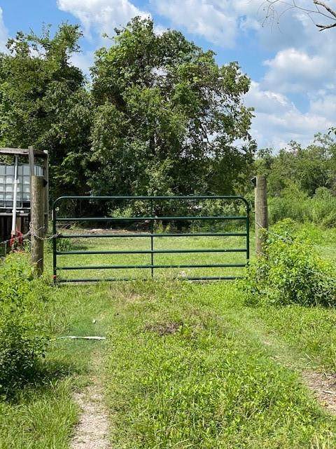 302 County Road 613 - Photo 1