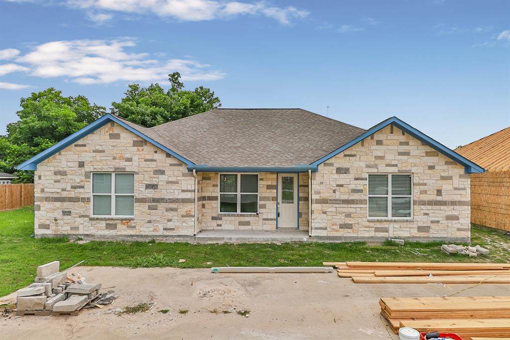 413 Hemingway Trace Lane - Photo 1