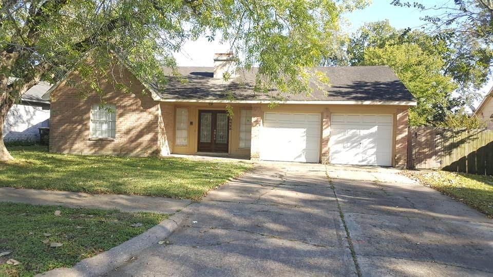10423 Tenneco Drive - Photo 1
