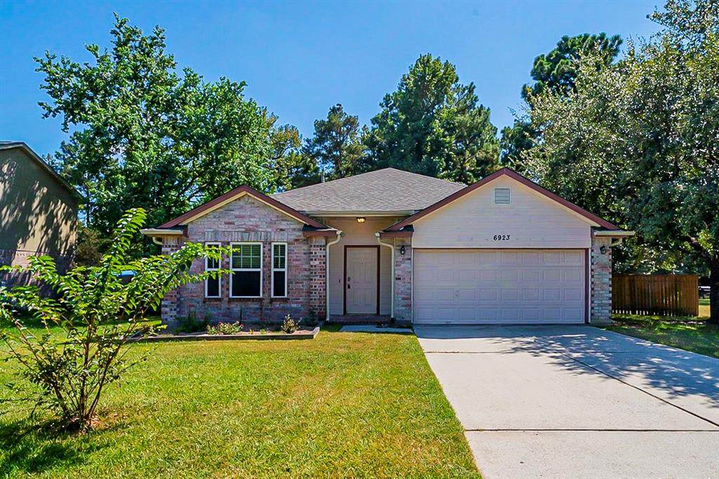 6923 Grant Drive - Photo 1