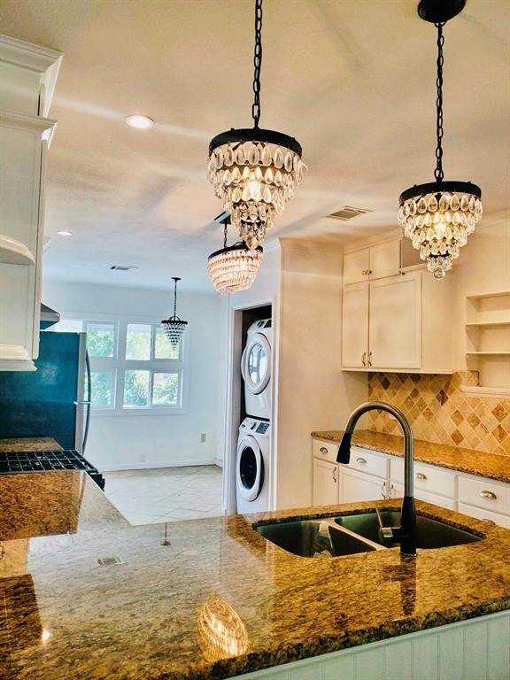 728 21st Street - Photo 1