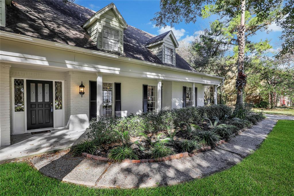 538 Robert E Lee Drive - Photo 1