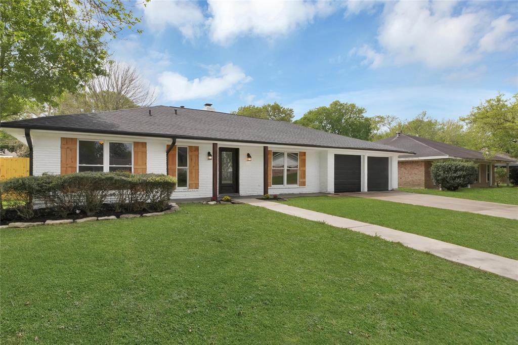 4916 Green Willow Lane - Photo 1