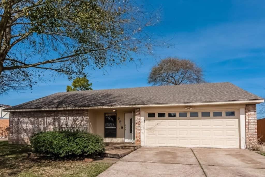 9819 Willmont Road - Photo 1