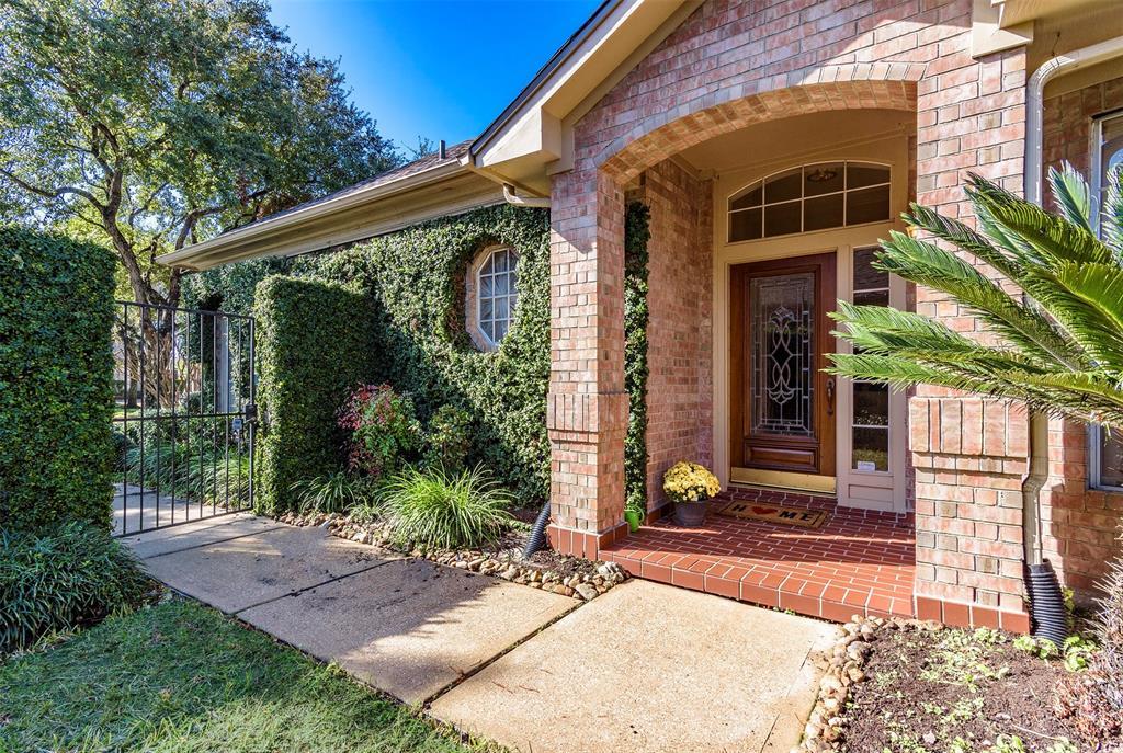 2432 Fairway Pointe Drive - Photo 1