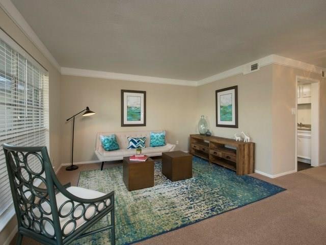 3433 Dallas Street - Photo 1