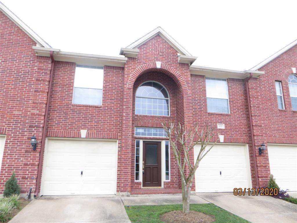 1408 Friendswood Drive - Photo 1 1408 Friendswood Drive - Photo 1