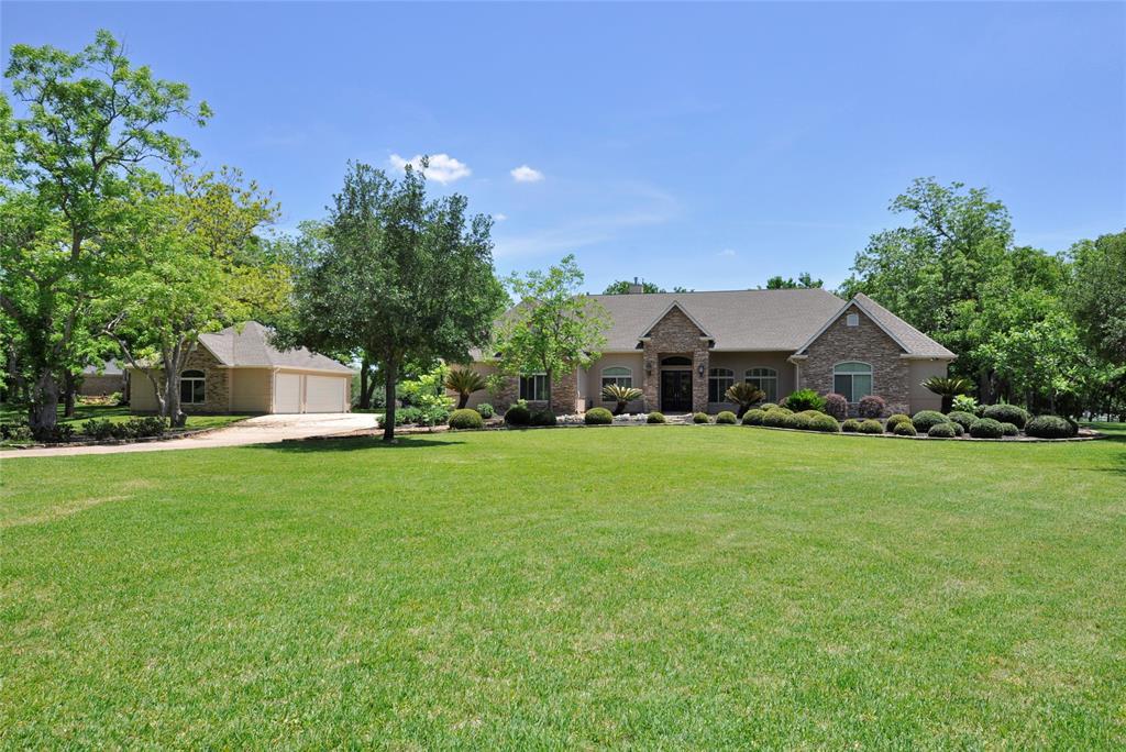 5419 River Drive - Photo 1