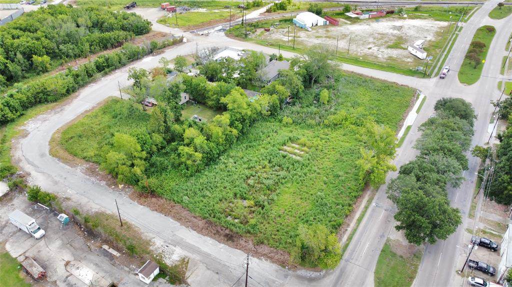 7415 Lawndale Street - Photo 1