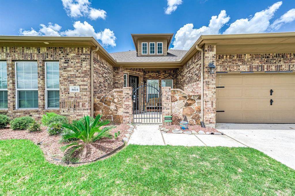8615 Crescent Lake Circle - Photo 1