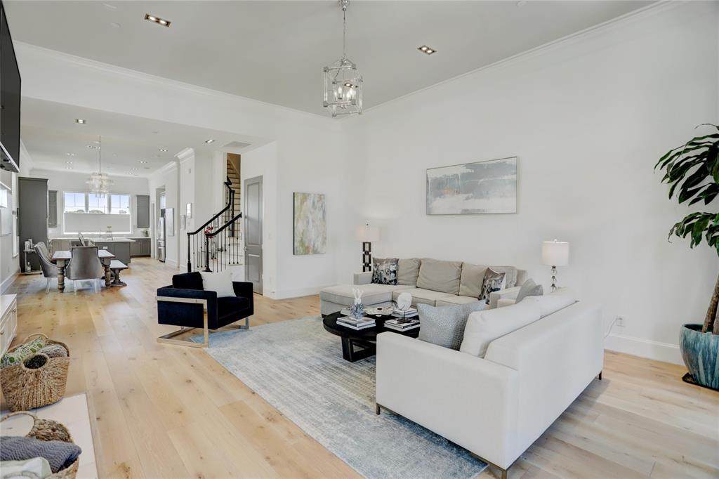 6816 Bellgreen Drive - Photo 1