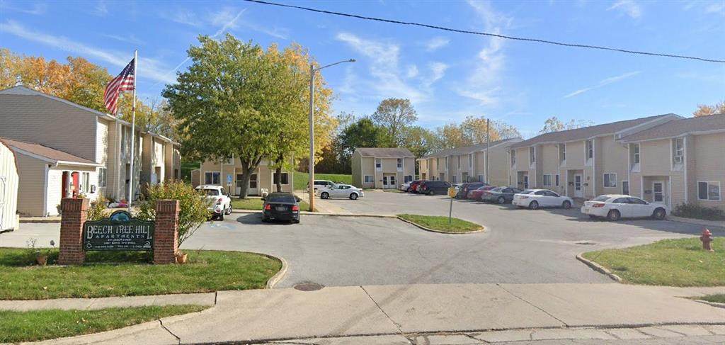416 Beech St - Photo 1