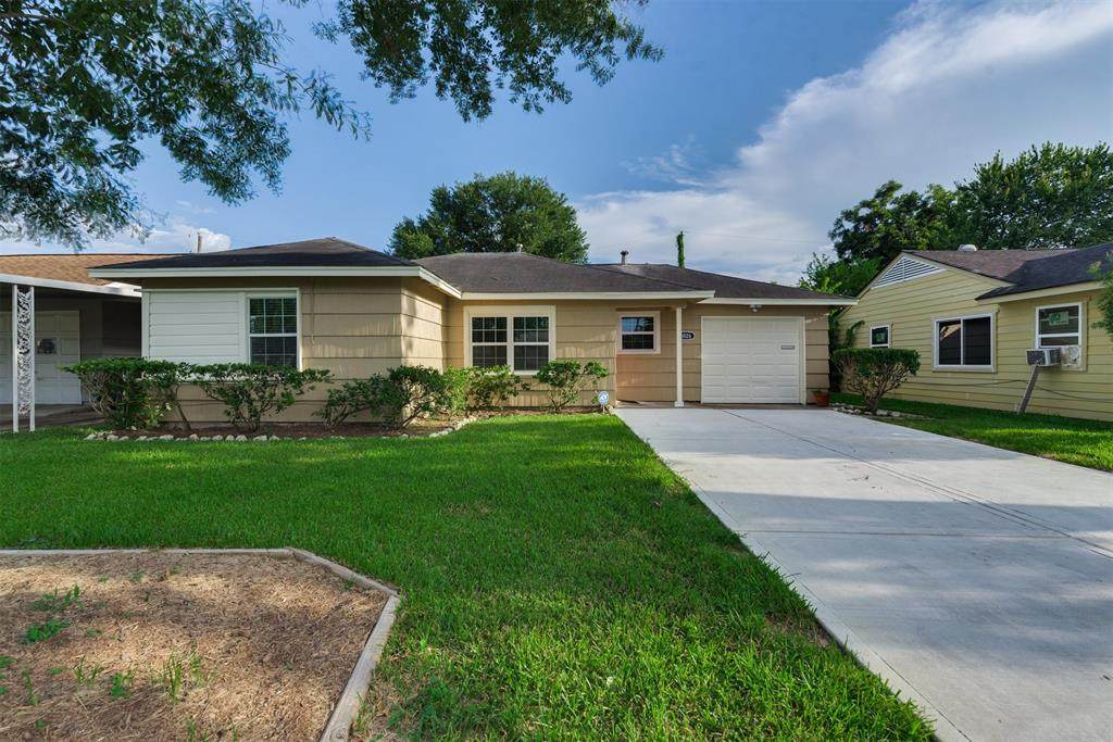 3026 Corksie Street - Photo 1