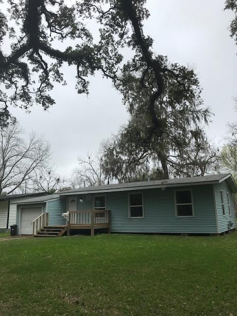 205 Camellia Street - Photo 1