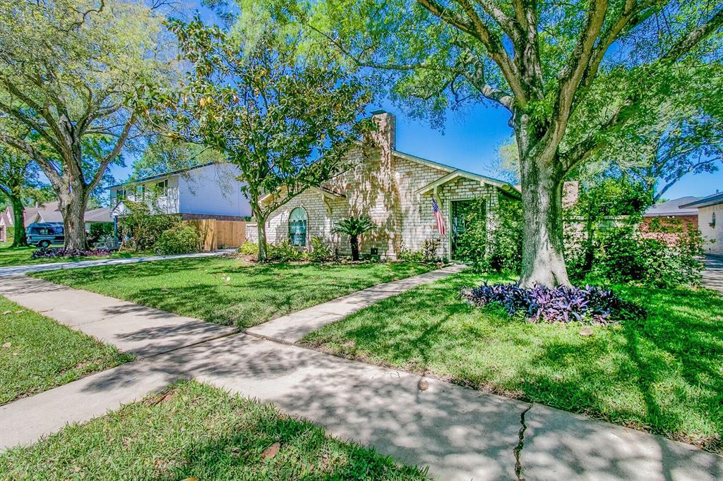 15303 Penn Hills Lane - Photo 1