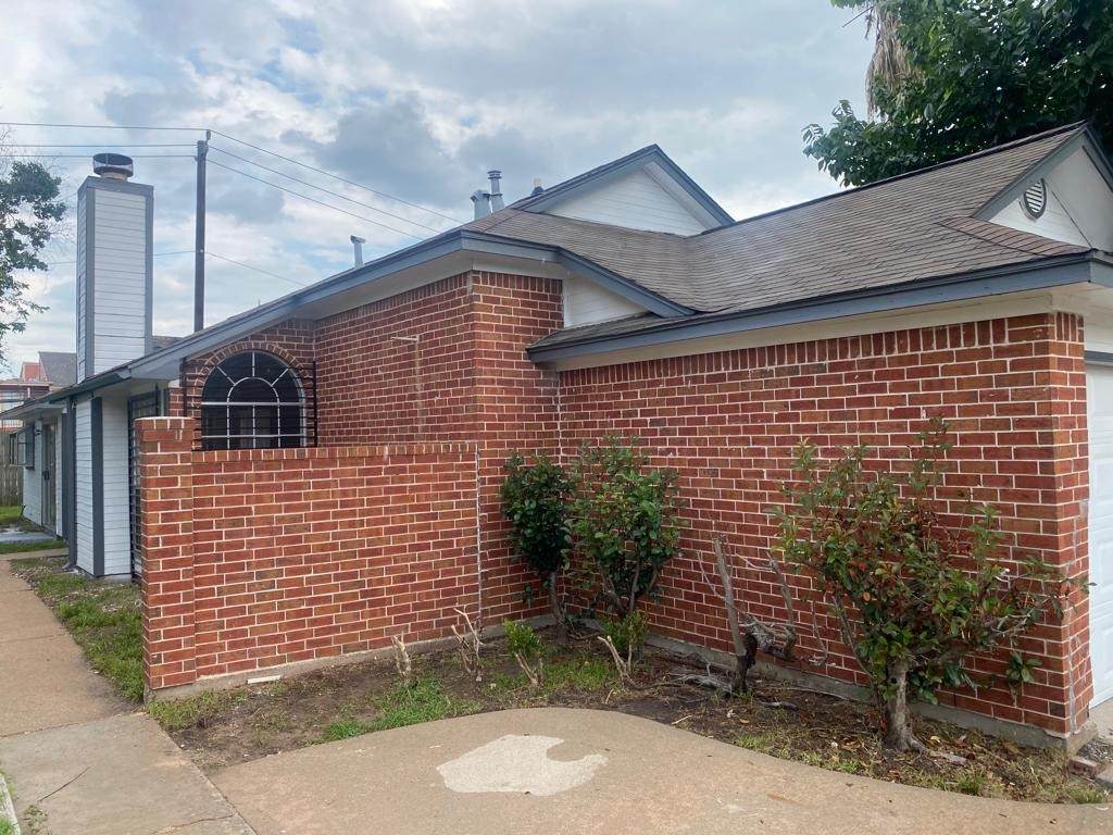 9339 Stonecreek Lane - Photo 1
